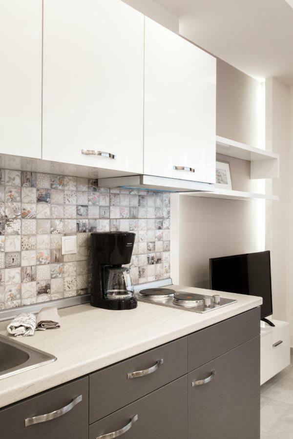Apartment Valaoritou Eleonora